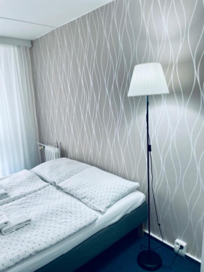Apartmány Bryksova Praga Esterno foto